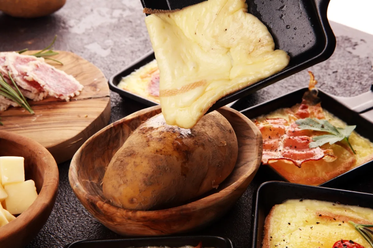 Tarte style raclette aux pommes de terre et jambon - 5 ingredients